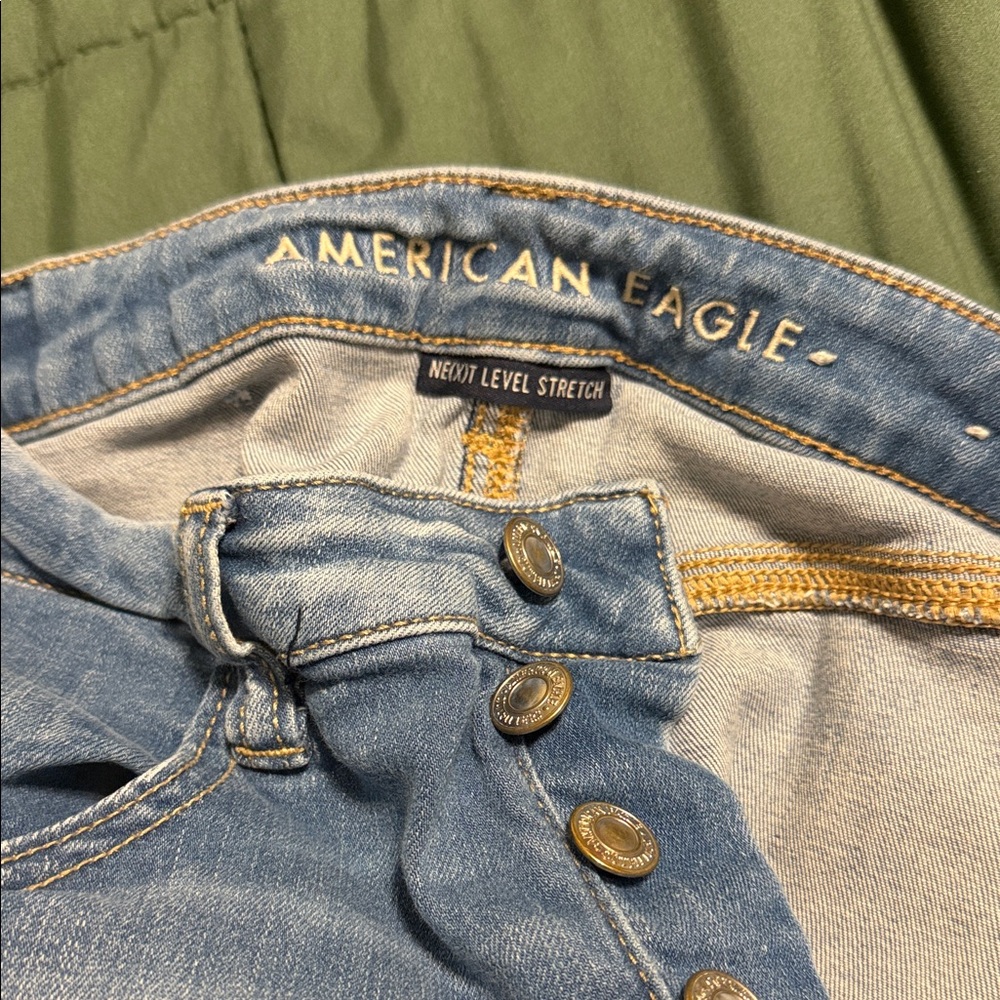 American Eagle Outfitters Light Blue Skinny Jeans